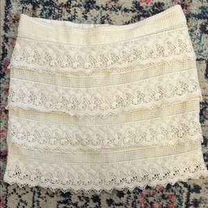 American Eagle Outfitters Cream Lace Mini Skirt